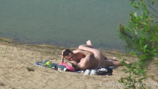 Young teenie couple loves fucking at the beach
